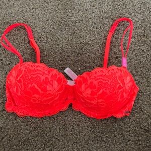 PINK Wear Everywhere Push-up Bra
